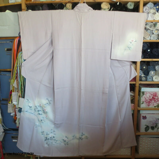 Homongi Kimono Baumpäonien auf blasslila Damast