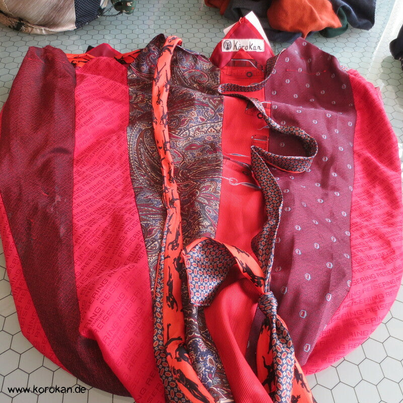 Upcycling Krawatten Rucksack - Synthetik Durchzugring