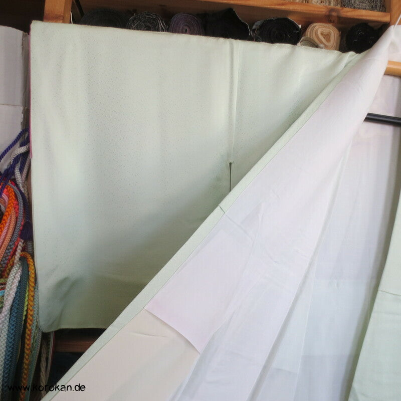 Narzissen Seidendamast Homongi Kimono, teilbestickt