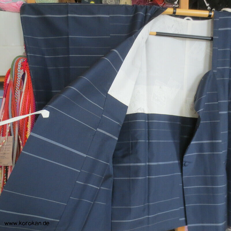 Seiden Michiyuki Kimono Regen Jacke, blau gestreift, dicht geschlagen