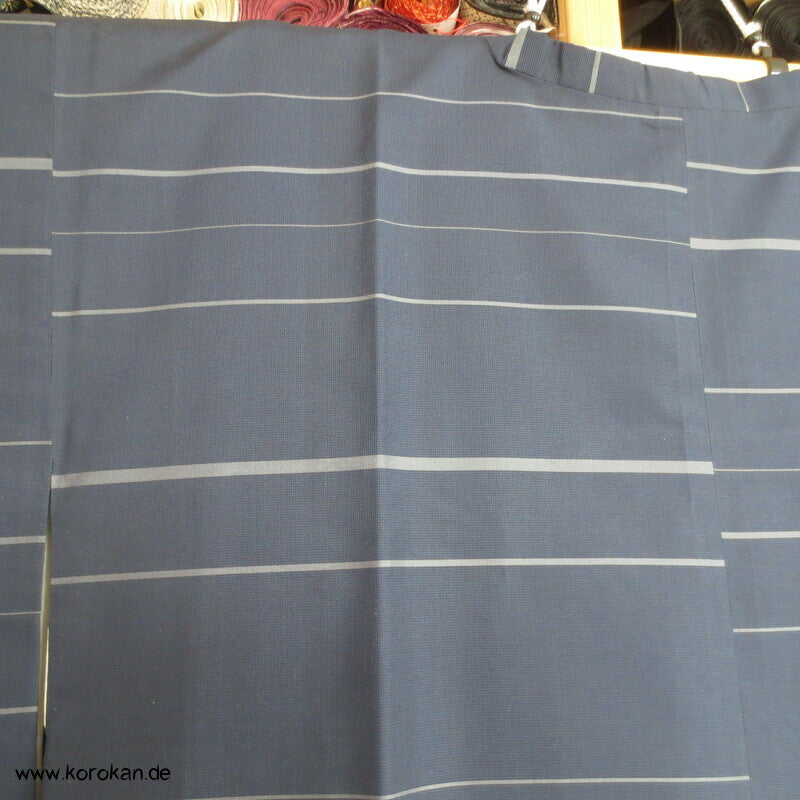 Seiden Michiyuki Kimono Regen Jacke, blau gestreift, dicht geschlagen