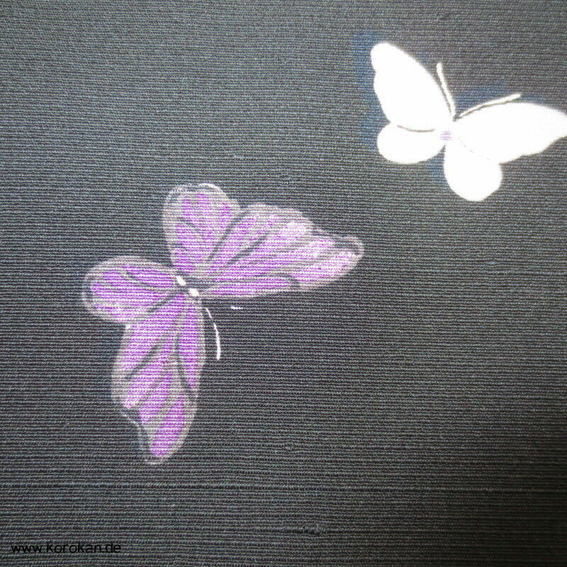Schmetterlinge Tsumugi Seiden Kimono