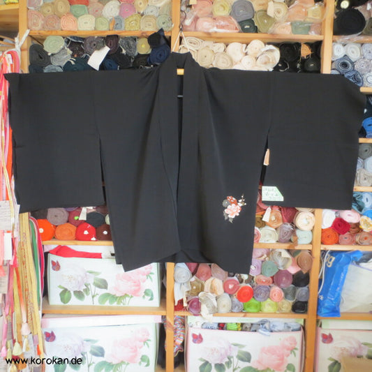 schwarz mit Päonien Haori Kimono Seidecrepe Karieba Stoff