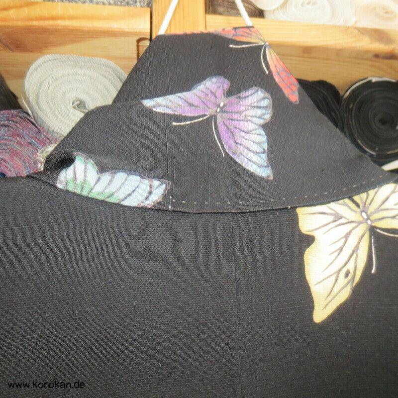 Schmetterlinge Tsumugi Seiden Kimono
