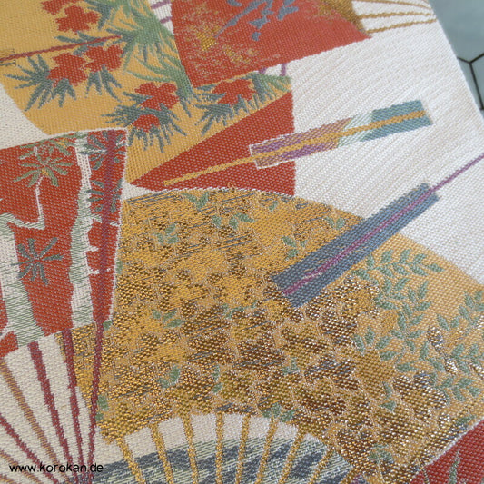 Fukuro Obi Fächer mit Motiven