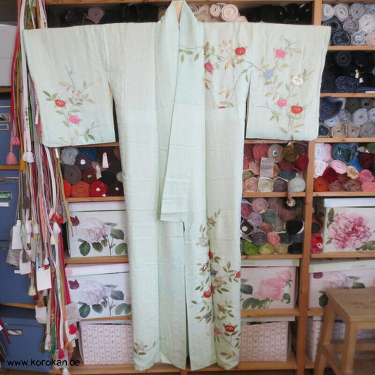 Wellen Seiden Damast Tachibana Zweige Stickerei Homongi Kimono