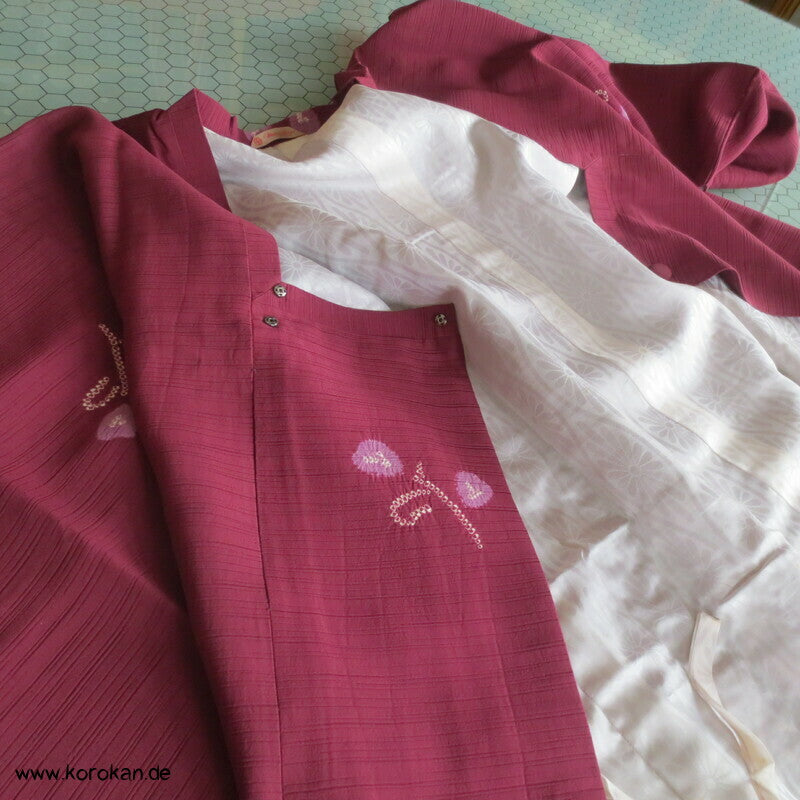 Matsuzakaya Michiyuki Kimono Jacke fein gewebte Streifen mit Shibori Blütenzweigen