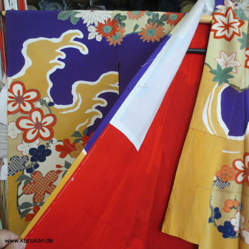Kusudama, Wellen auf violett, antiker Seiden Furisode Kimono