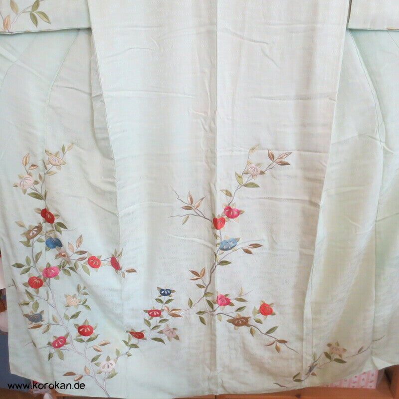 Wellen Seiden Damast Tachibana Zweige Stickerei Homongi Kimono