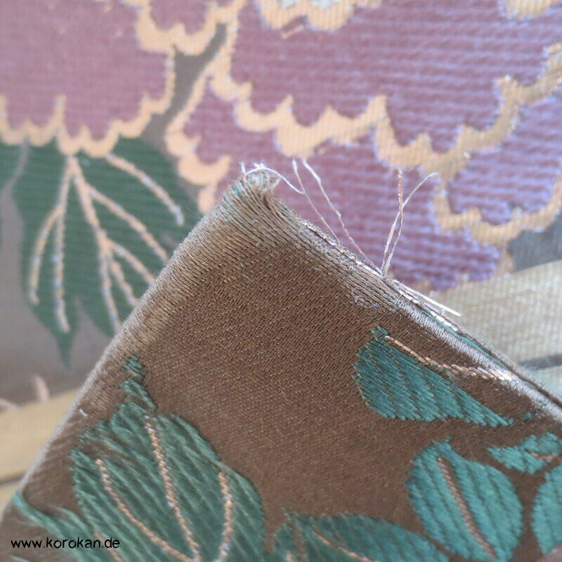 Pfingstrosen, Schmetterlinge und Bambusgitter antiker Maru Obi