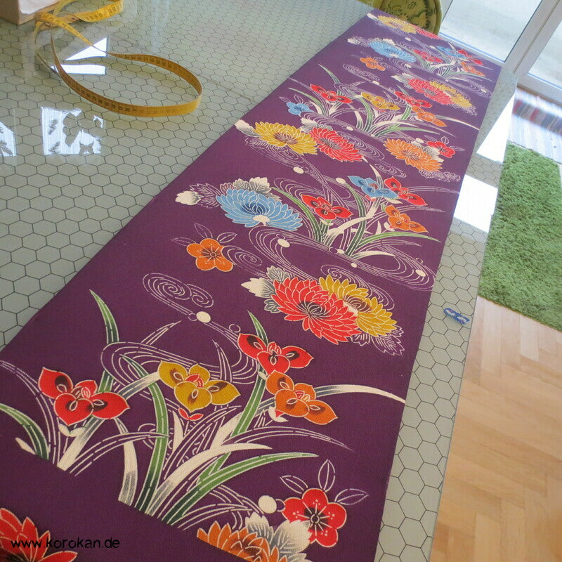 Geschenkbox mit Kimono Seidenstoffrolle, Bingata