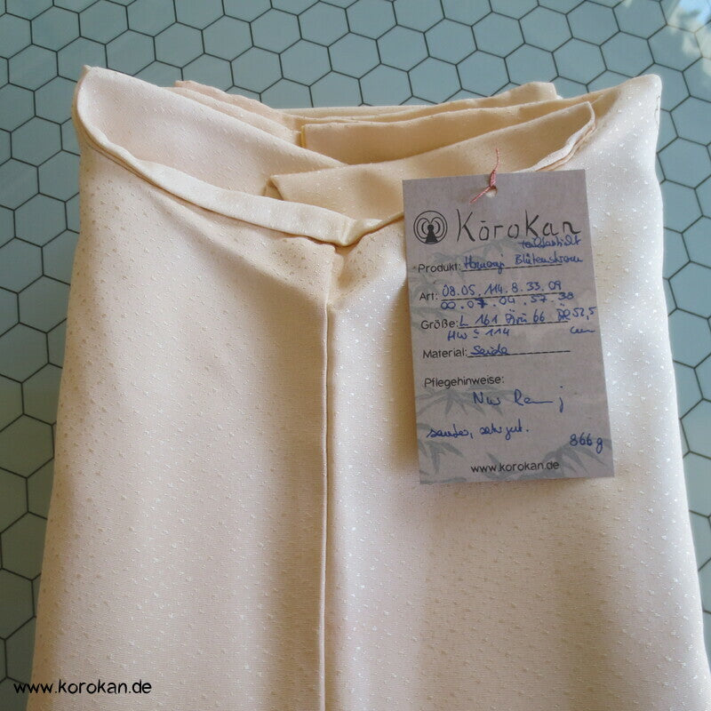 Blütenstrom Homongi Kimono, teil Goldbestickt