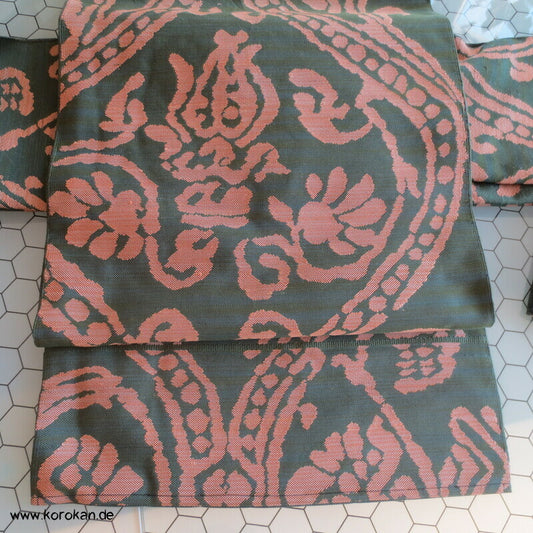 Fukuro Obi Riesen Tatewaku