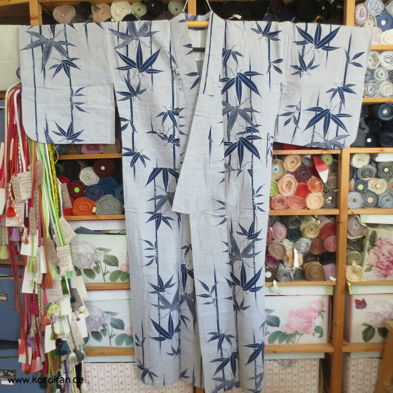 Bambus auf grober Leinwand hausgemachter Yukata