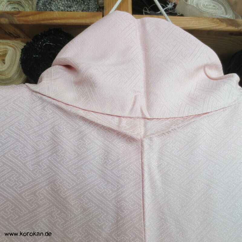 klassischer rosa Chrysanthemen Homongi Kimono
