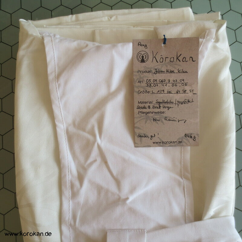 weiße Chrysanthemen Juban Unterkimono, Krageneinsteller