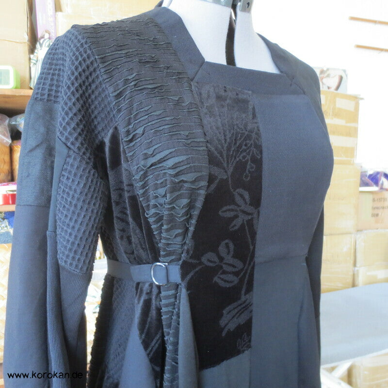 Das Abnehm Kleid - schwarzes Patchwork