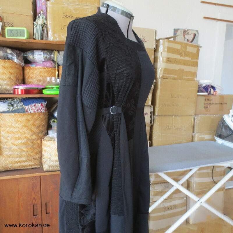 Das Abnehm Kleid - schwarzes Patchwork