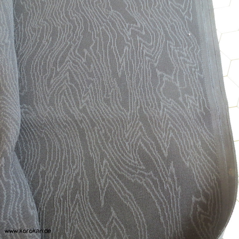 schwarzes Baumrindenmuster Seidendamast Kimono Haori Stoffrest