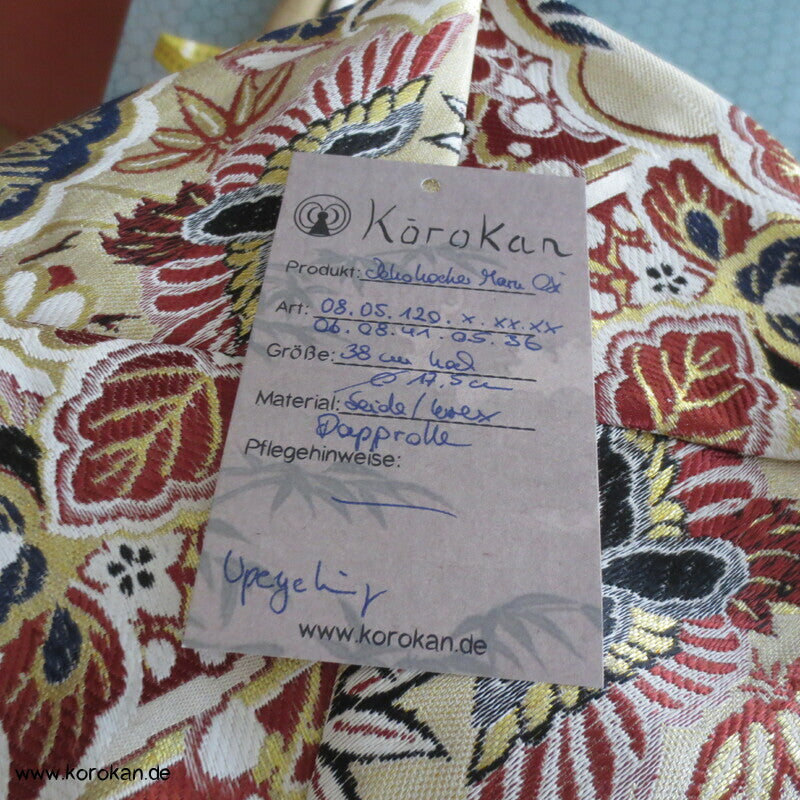 Dekohocker aus Maru Obi Brokat