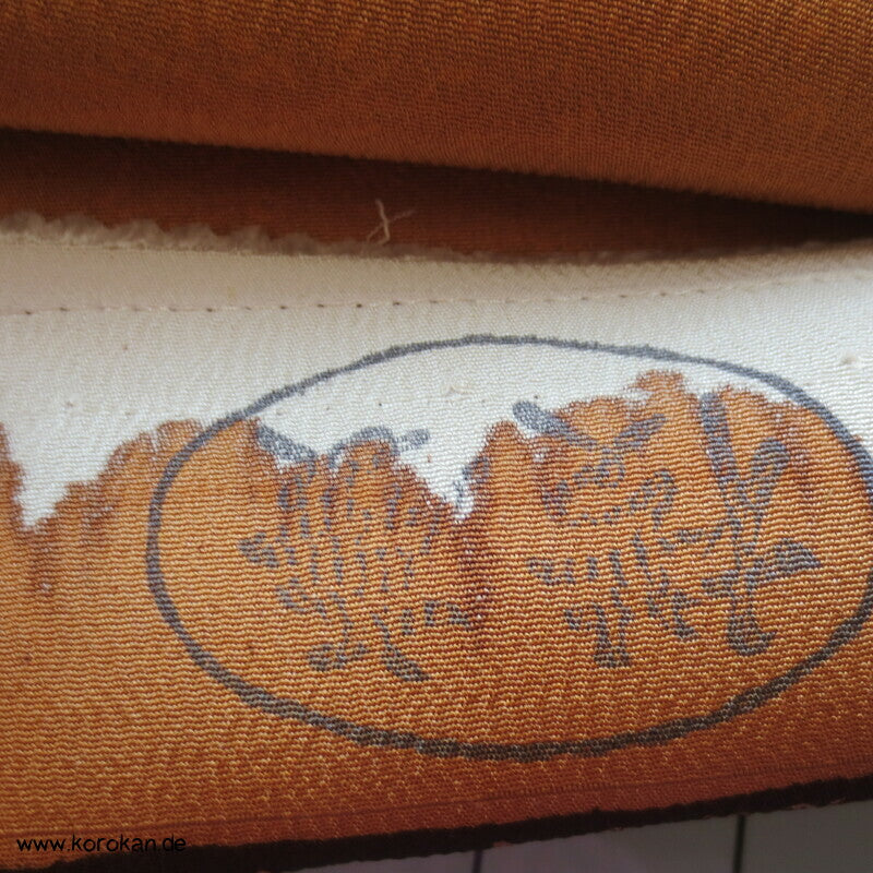 Kiefernnadel Kimono Chirimen Crepe Seide