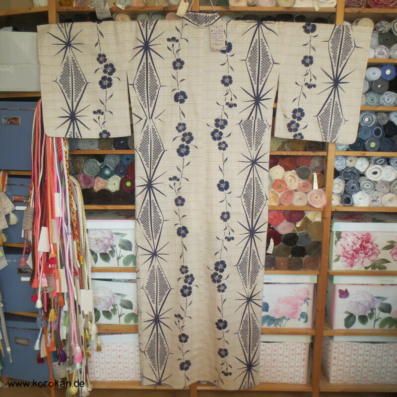 handbestickter Yukata Baumwoll Sommer Kimono Nadeshiko Grasnelken