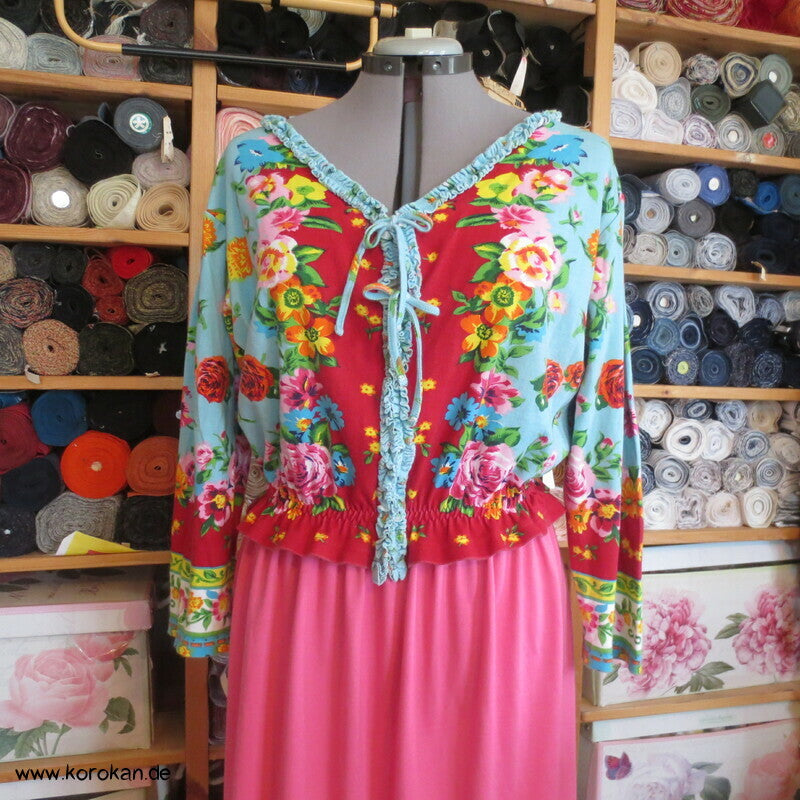 Upcycling Jersey Sommerkleid - quietschbunte chinesische Rosen