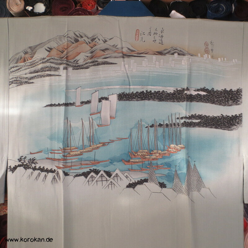 gemalte Hafenlandschaft, Boote, schilffarbene Seide, Juban Unter Kimono