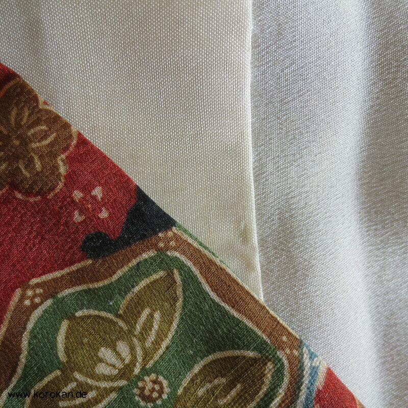 Kikko und Blüten Seidendamast Komon Kimono