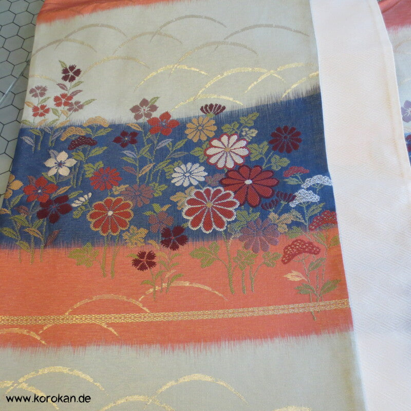 Blumenwiese auf blau - lachs - kiesel Fukuro Obi