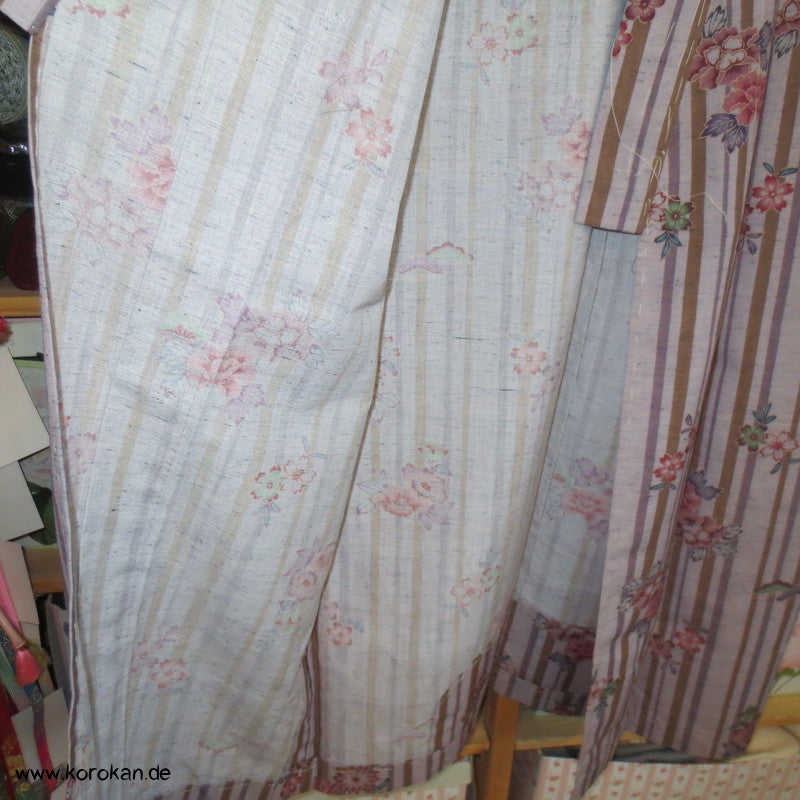 Streifen und Blumen Kosode Hitoe - ungefütterter Kimono