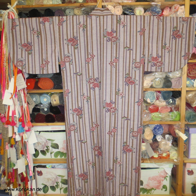 Streifen und Blumen Kosode Hitoe - ungefütterter Kimono