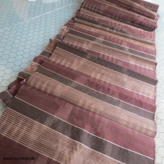 braun - schwarz gestreifter Meisen Kimono Kasuri Seide