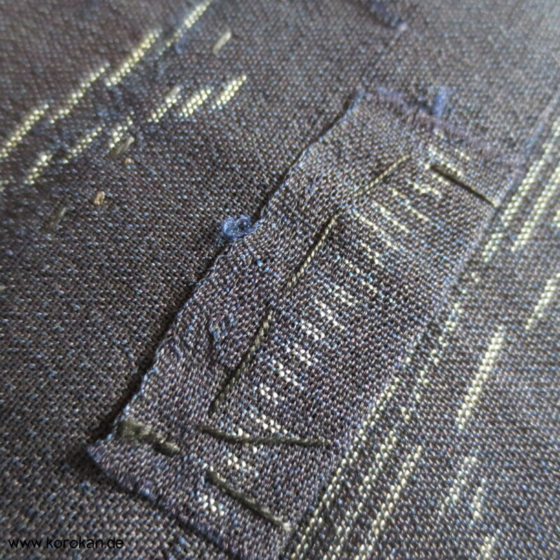japanische Muster beige auf schwarzbraun Sha Organza Hitoe Kimono