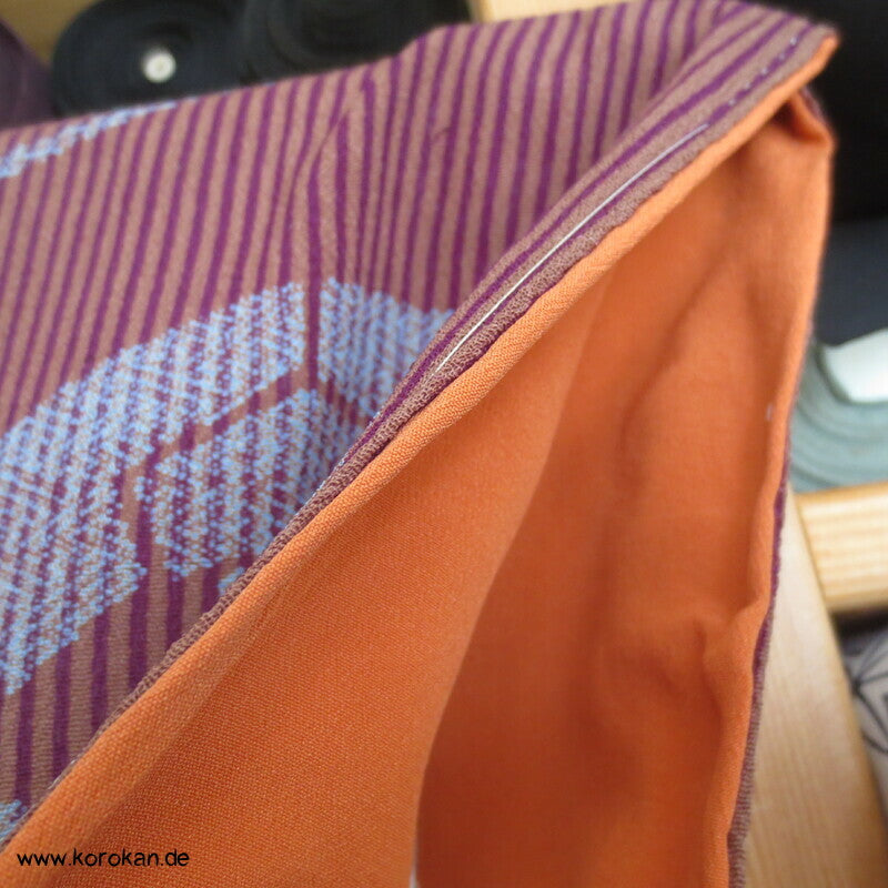Genji Räder und Chrysanthemen antiker Komon Kimono, leichter Crepe
