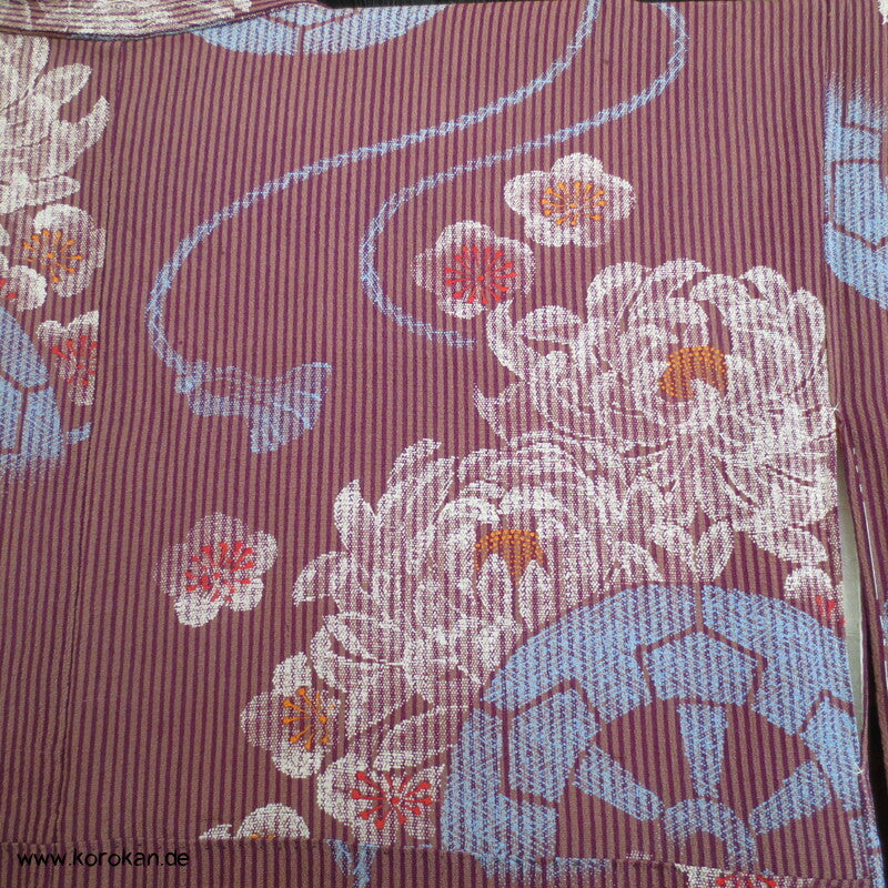 Genji Räder und Chrysanthemen antiker Komon Kimono, leichter Crepe