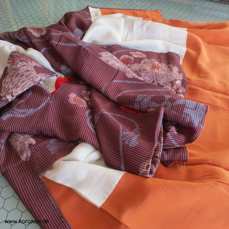 Genji Räder und Chrysanthemen antiker Komon Kimono, leichter Crepe