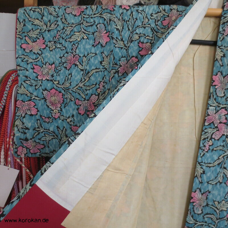 Seidencrepe indische Blume japansicher Komon Kimono