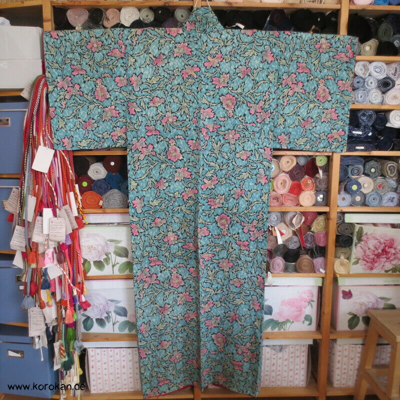 Seidencrepe indische Blume japansicher Komon Kimono