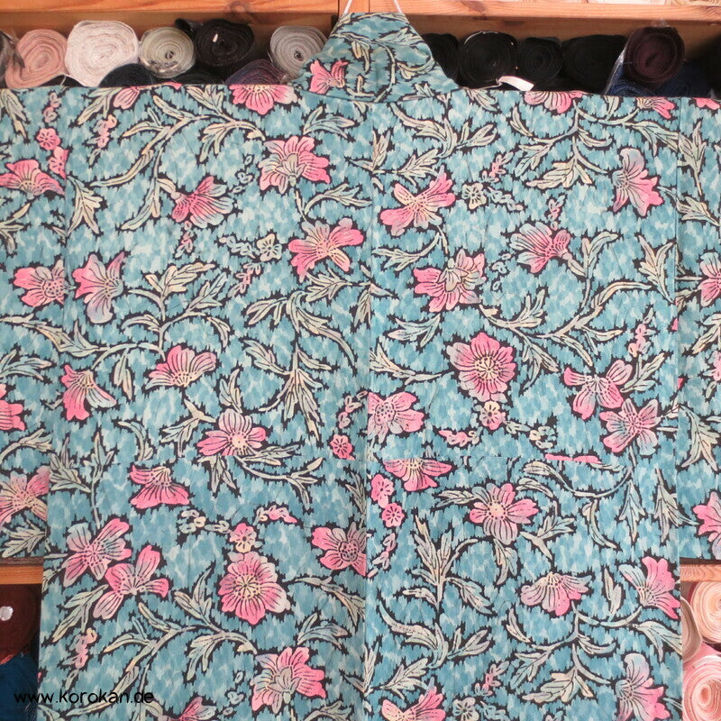 Seidencrepe indische Blume japansicher Komon Kimono
