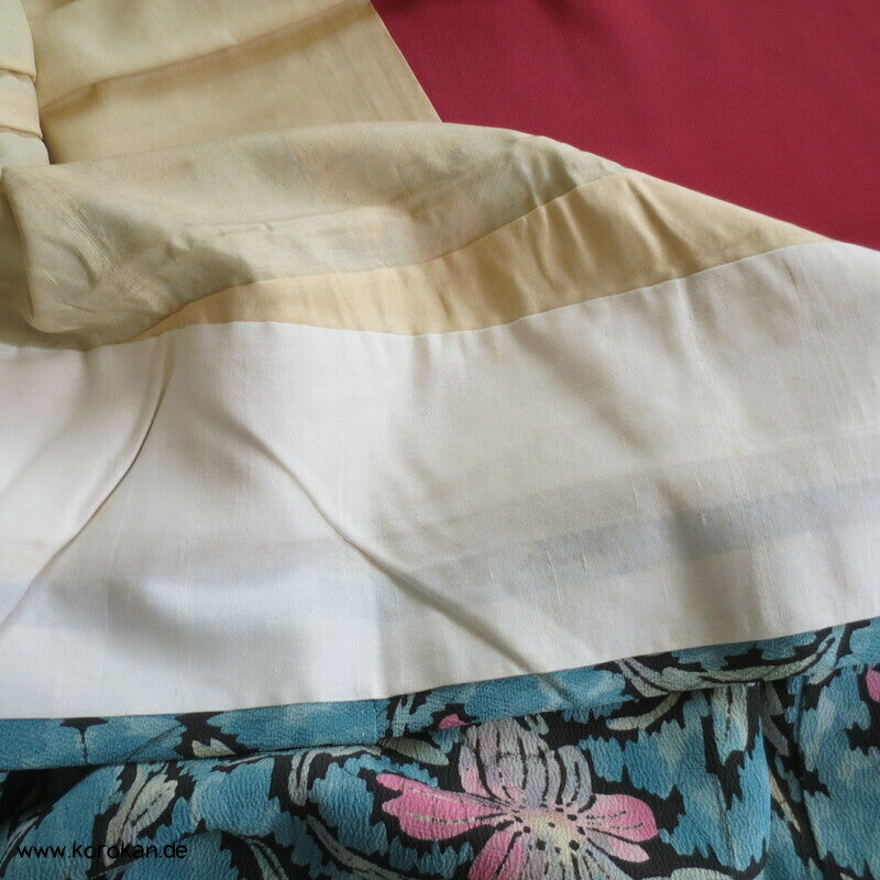 Seidencrepe indische Blume japansicher Komon Kimono