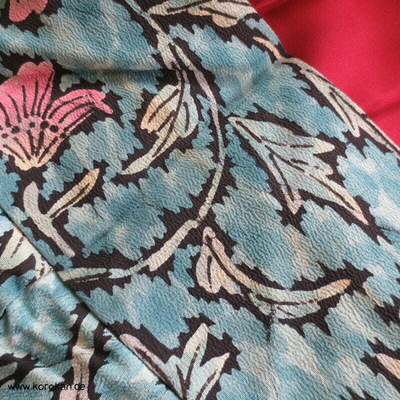 Seidencrepe indische Blume japansicher Komon Kimono