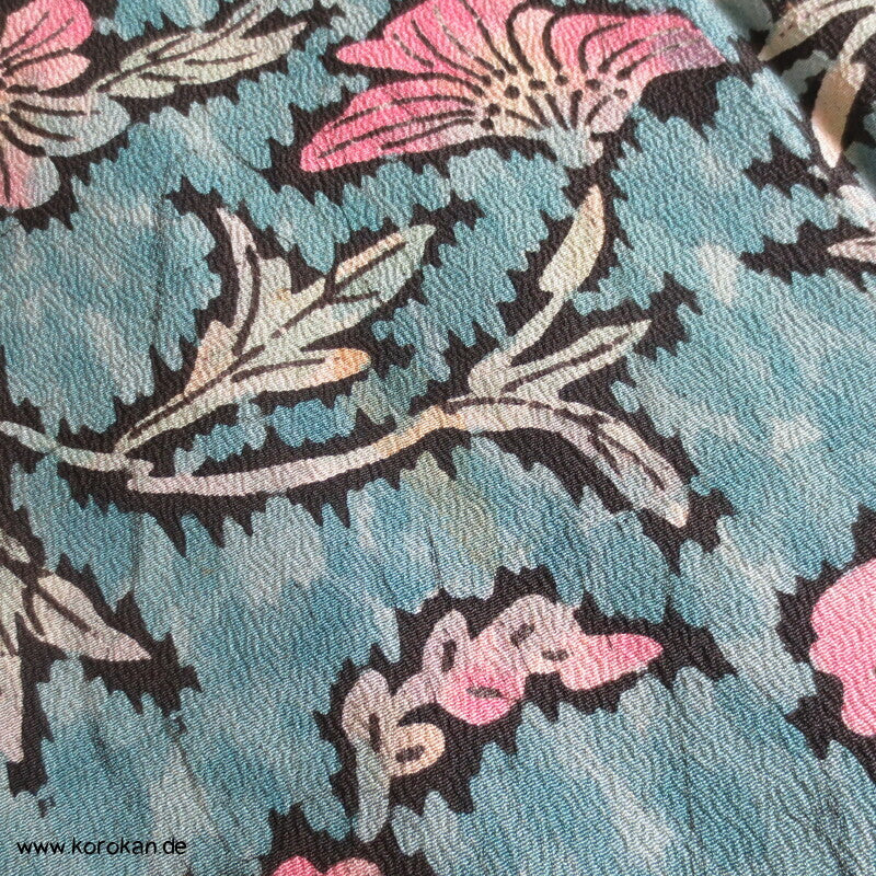 Seidencrepe indische Blume japansicher Komon Kimono
