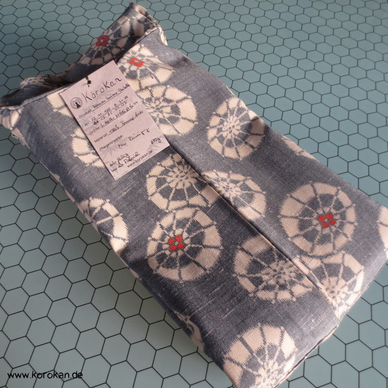 Bangasa Papierschirme Hitoe Woll Kasuri Kimono