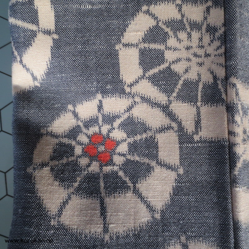 Bangasa Papierschirme Hitoe Woll Kasuri Kimono