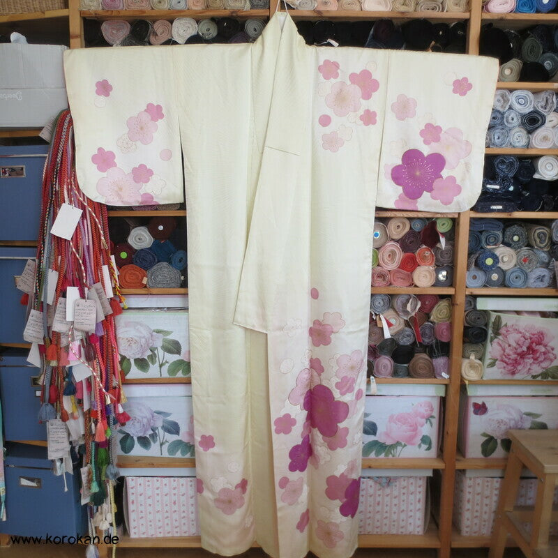 Ume Pflaumenblüten Homongi Kimono