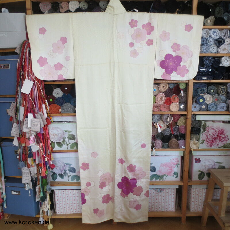 Ume Pflaumenblüten Homongi Kimono
