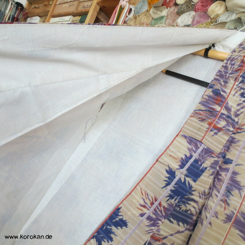 Art Deco violettblaue Blätter und Zweige Meisen Seiden Kimono