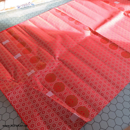 Kikko Muster für Wagesa Seidenbrokat