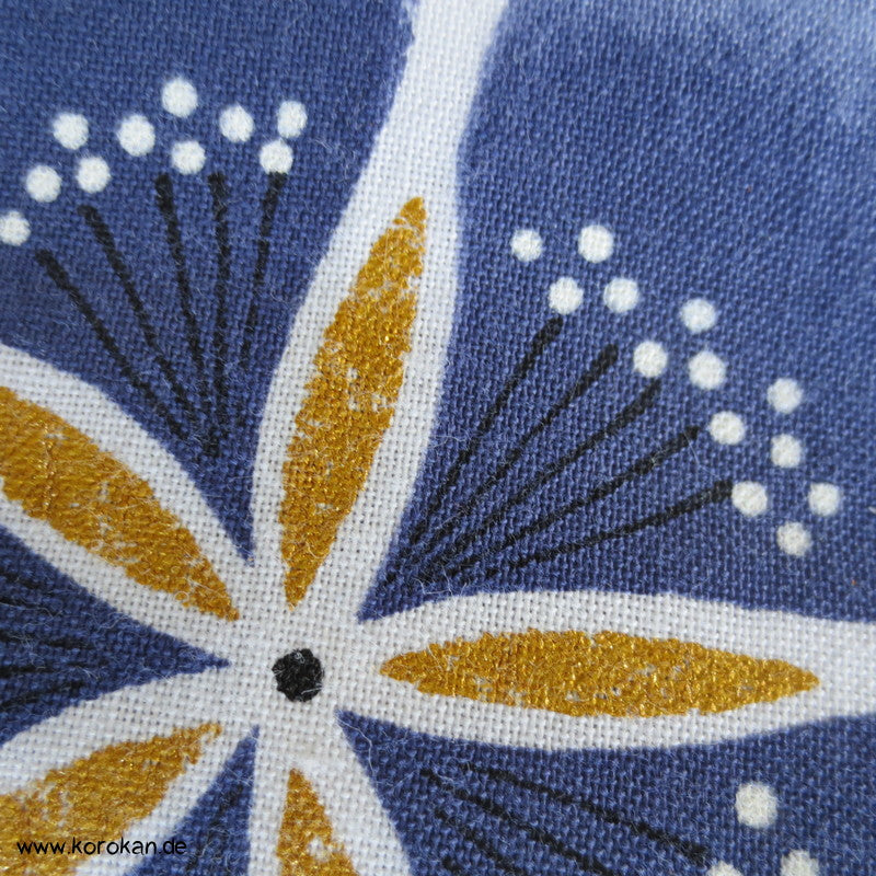 Nadeshiko mit Gold Yukata Kimono Baumwollstoff